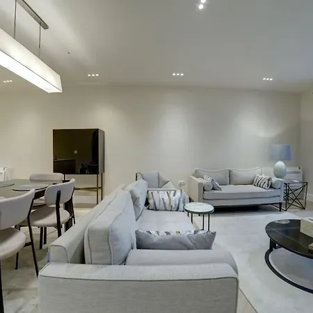 L'Appartement *